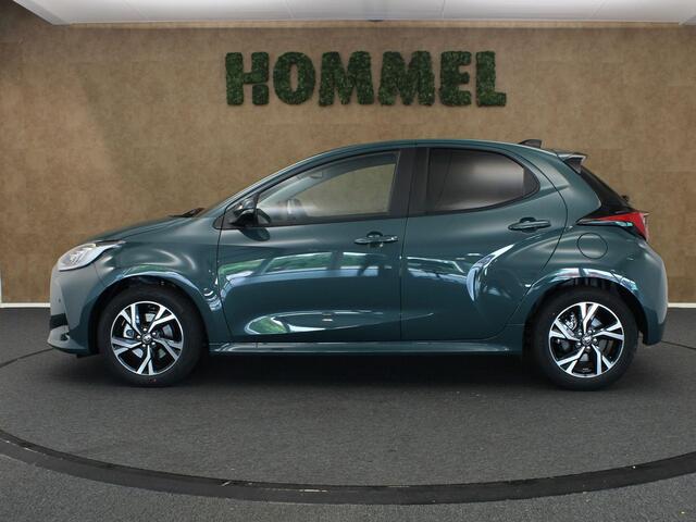 Toyota YARIS 1.5 Hybrid Dynamic ComfortPack DIRECT UITVOORRAAD LEVERBAAR - ADAPTIEVE CRUISE CONTROL - DODEHOEKDETECTIE - APPLE CARPLAY/ANDROID AUTO - CAMERA - CLIMATE CONTROL - KEYLESS ENTRY/START - EXTRA GETINT GLAS - NAVIGATIE - STOELVERWARMING VOORZIJDE - STUURVERW