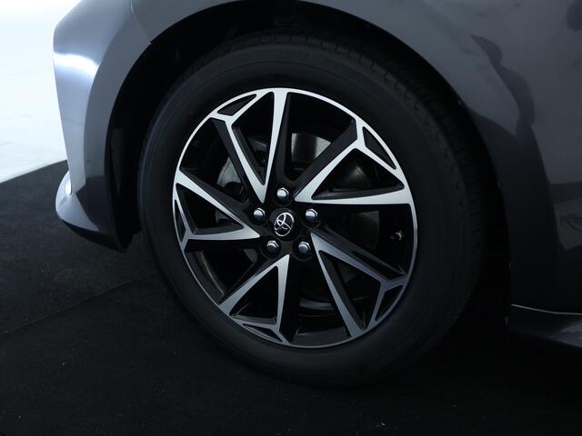 Toyota YARIS 1.5 Hybrid Dynamic Stoelverwarming | Achteruitrijcamera | Apple Carplay | Android Auto | Trekhaak |