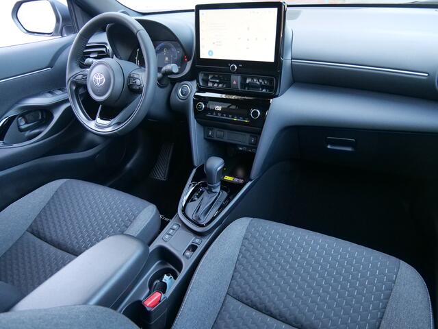 Toyota YARIS Cross 1.5 Hybrid 130 Pk Teamplayer Automaat Apple Carplay / DAB / Camera / Stoelverwarming