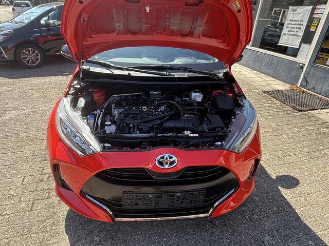 Toyota YARIS 1.5 Hybrid Executive Keyless entry + starten, Telefoonverbinding