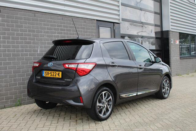 Toyota YARIS 1.5 Hybrid Premium / Panoramadak / Camera / Keyless / N.A.P.