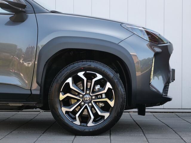 Toyota YARIS Cross 1.5 Hybrid 130 Pk Teamplayer Automaat Apple Carplay / DAB / Camera / Stoelverwarming