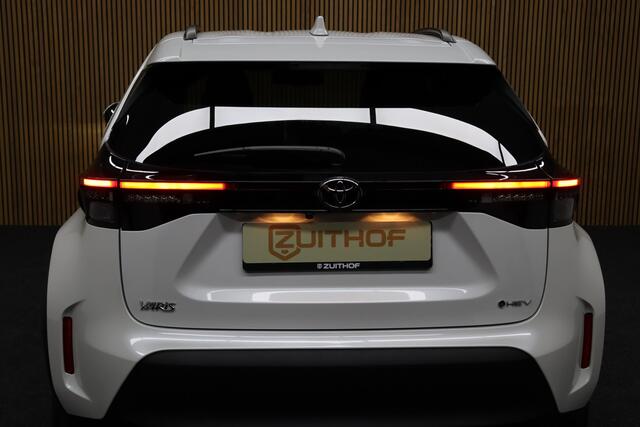 Toyota YARIS Cross 1.5 Hybrid 115 First Edition | Navigatie | Winterpakket | Apple Carplay & Android Auto | Camera | Adaptive-cruise | Keyless | Clima