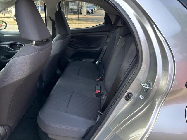 Toyota YARIS 1.5 Hybrid 115 First Edition