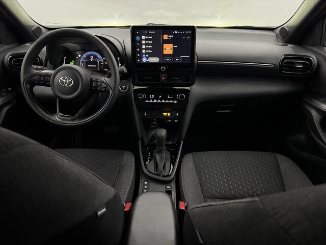 Toyota YARIS Cross 1.5 Hybrid 115 First edition winterpack Clima, Apple carplay, Camera, Keyless start, Stoelverwarming, Cruise control adaptief, 5 jaar garantie