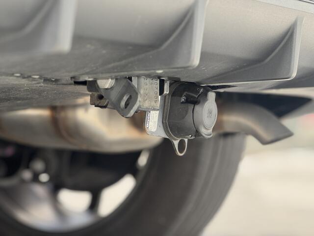 Toyota YARIS Cross 1.5 Hybrid GR Sport Trekhaak, Head-up display, Blind-spot, JBL , All-in Rijklaarprijs