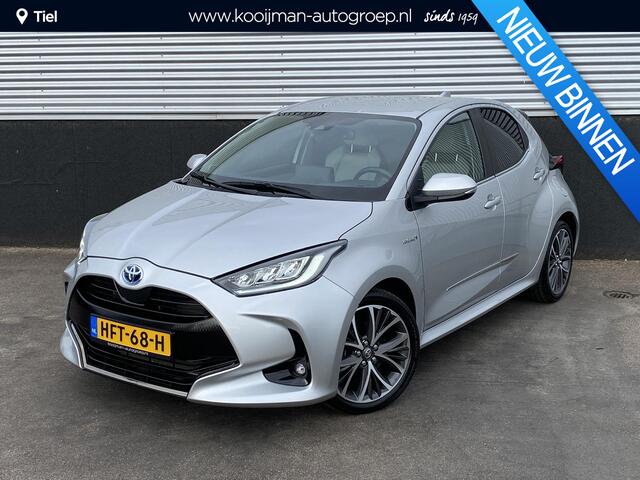Toyota YARIS 1.5 Hybrid Launch Edition Lederen bekleding, Dodehoekdetectie, HUD, navigatie Apple Carplay/Android Auto, achteruitrij camera, keyless, stoelverwarming, cruise control adaptief