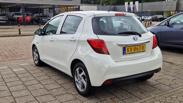 Toyota YARIS 1.5 Hybrid Trend