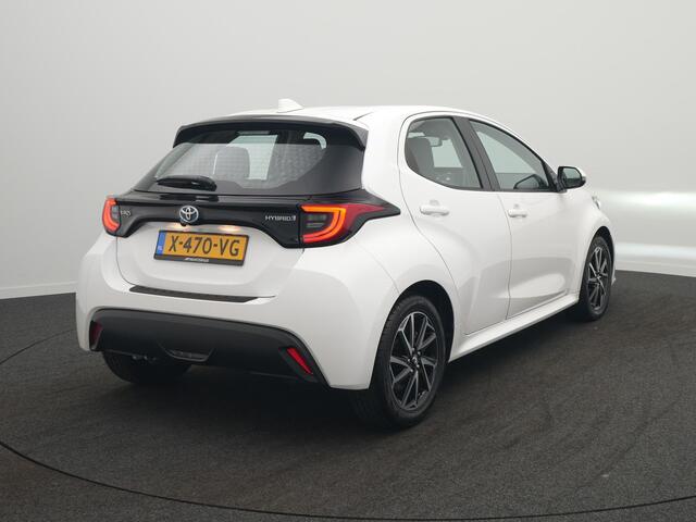Toyota YARIS 1.5 Hybrid Business Plus - RIJKLAARPRIJS - Achteruitrijcamera - Adaptive Cruise Control