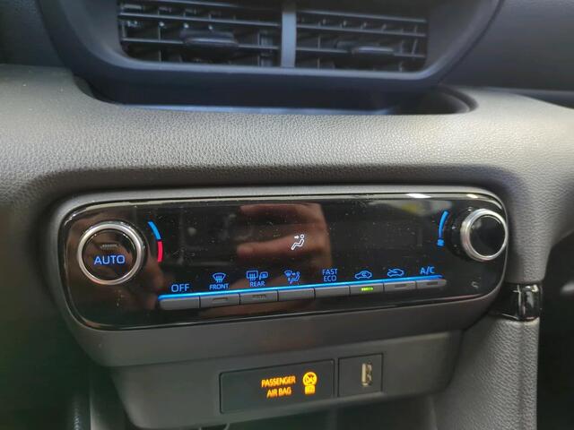 Toyota YARIS 1.5 Hybrid Active, 1e Eig! Camera! Carplay! VERWACHT!