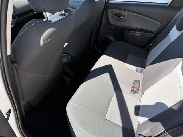 Toyota YARIS 1.0 VVT-i Active | Camera | Navigatie | Climate Control |