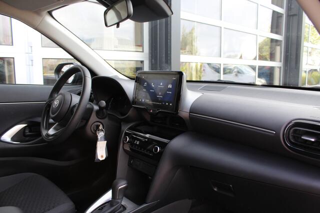 Toyota YARIS Cross 1.5 Hybrid Active Plus | Rijklaar | Dodehoek | PDC | Apple/Android | Clima | Stoel/stuur-verwarming | Camera | Cruise