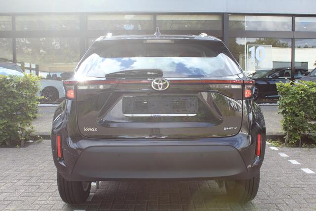 Toyota YARIS Cross 1.5 Hybrid Active Plus | Rijklaar | Dodehoek | PDC | Apple/Android | Clima | Stoel/stuur-verwarming | Camera | Cruise