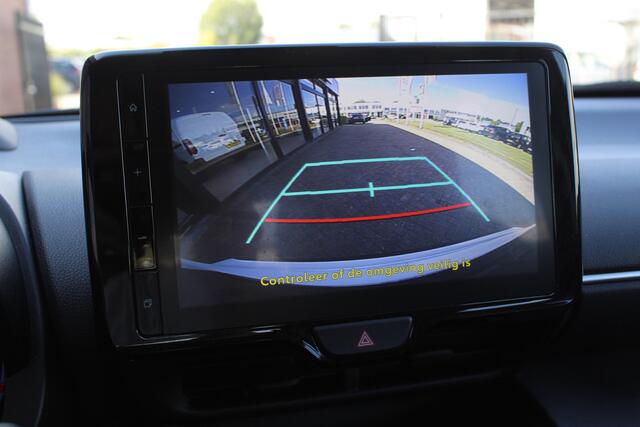 Toyota YARIS Cross 1.5 Hybrid Dynamic Special | Rijklaar | Parelmoer | Head Up | Stoel-/Stuurverw. | Apple/Android | Navi | LED | El. Achterklep | Smartkey