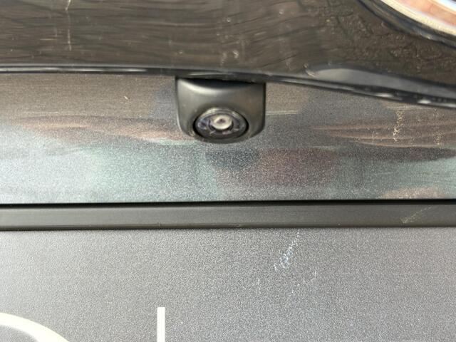 Toyota YARIS Business Plus