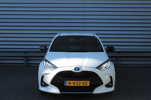 Toyota YARIS 1.5 Hybrid 116pk Executive Automaat NL-Auto NAP 10 Jaar Garantie Clima Cruise Navi Carplay Camera 17"LMV Stoelverwarming
