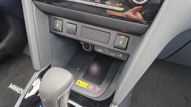 Toyota YARIS Cross 1.5 Hybrid 130 Dynamic incl Toyota Safety Sense Pack !!