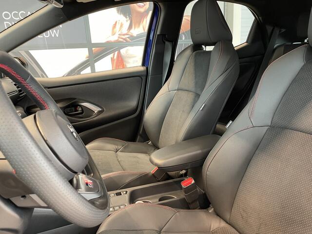 Toyota YARIS 1.5 Hybrid 130 GR Sport | Panoramadak | JBL | afneembare trekhaak |