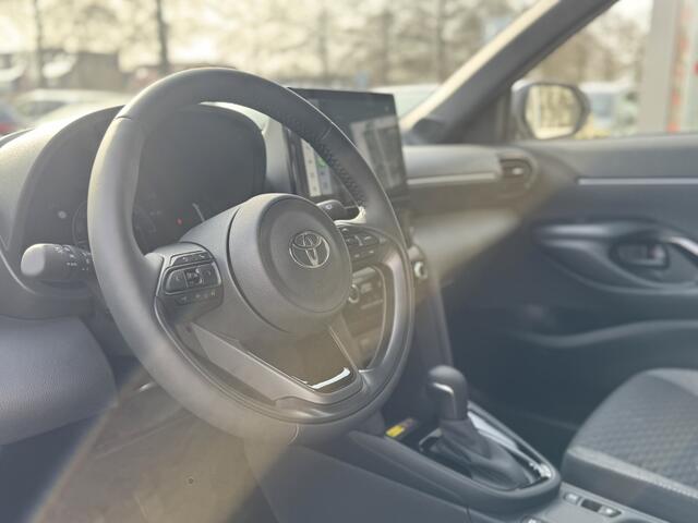 Toyota YARIS Cross 1.5 Hybrid 130 Dynamic Apple/Android, Key-less, Camera , All-in Rijklaarprijs