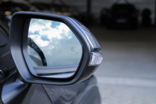 Toyota YARIS Cross 1.5 Hybrid Executive |elek klep|leder|parkeersensoren|stoel/stuurverwarming|