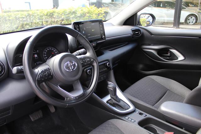 Toyota YARIS 1.5 Hybrid Dynamic | Rijklaar | Stoel-/stuurverw. | LED | Apple/Android | Camera | Keyless | Clima