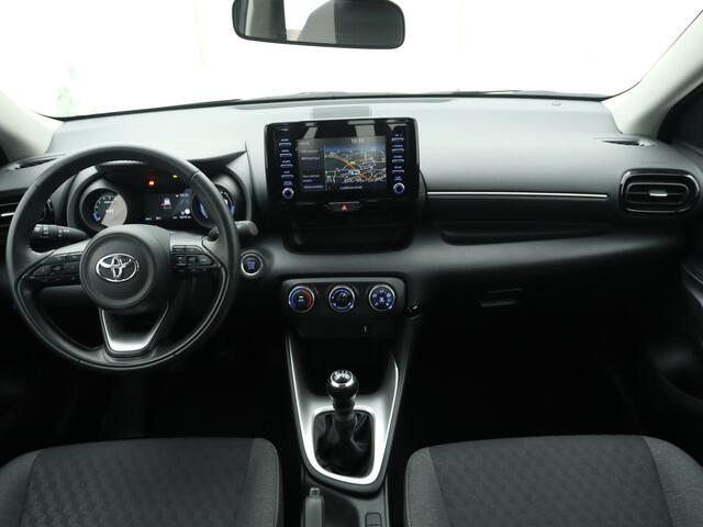 Toyota YARIS 1.5 VVT-i Dynamic Multimedia | Navigatie |