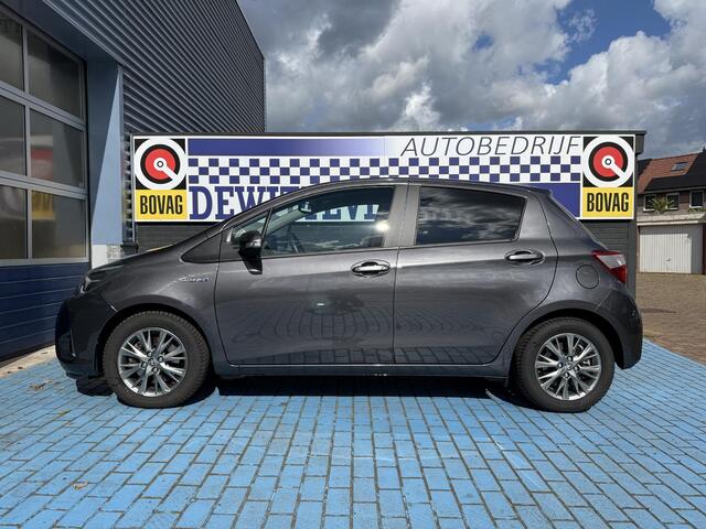 Toyota YARIS 1.5 Hybrid Dynamic