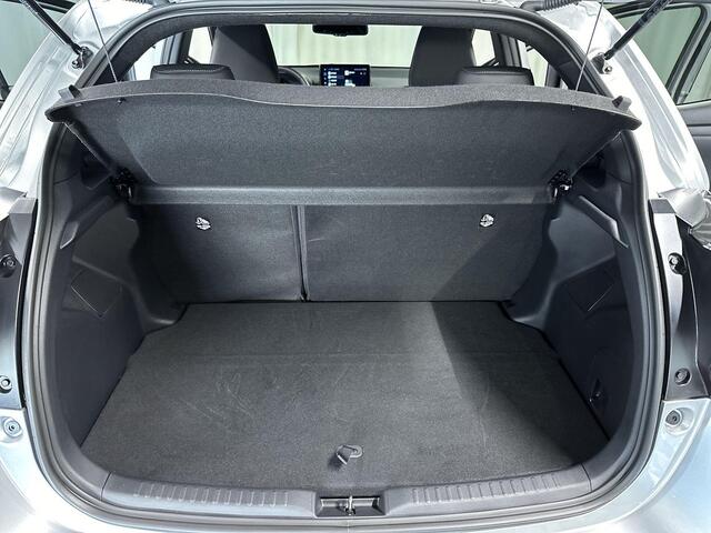 Toyota YARIS 1.5 Hybrid 130 Executive Automaat | Navi | CarPlay | Stuur&Stoelverwarming