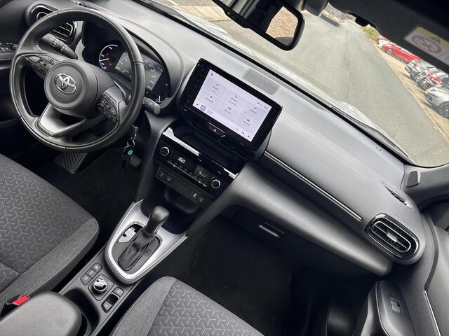 Toyota YARIS Cross 1.5 Hybrid AWD Dynamic | 06-10141018 Voor meer informatie