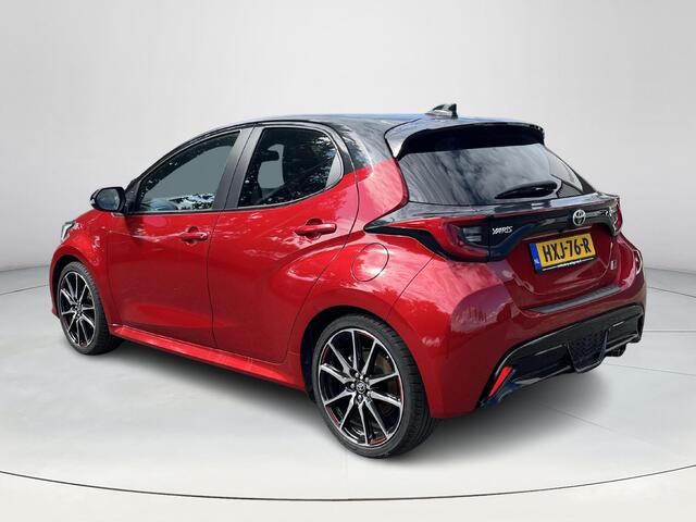 Toyota YARIS 1.5 Hybrid GR Sport | JBL Audio | Navigatie | Dode hoek waarschuwing | Stoelverwarming |
