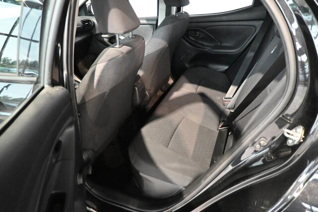 Toyota YARIS 1.5 Hybrid Active Automaat Carplay Camera Dealer Onderhouden! Inruil Mogelijk!