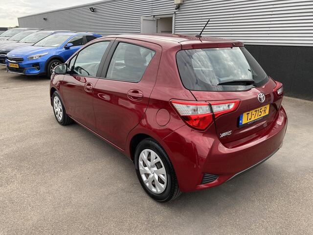 Toyota YARIS 1.0 VVT-i Energy Navigatie, achteruitrij camera, climate control, cruise control, centrale deurvergrendeling