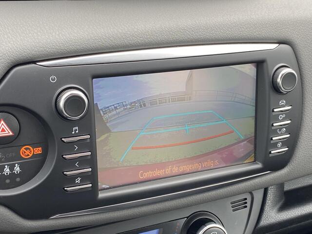 Toyota YARIS 1.0 VVT-i Energy Navigatie, achteruitrij camera, climate control, cruise control, centrale deurvergrendeling
