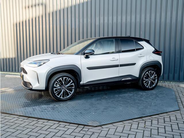 Toyota YARIS Cross 1.5 Hybrid Executive Bi-Tone | Head Up | BSM | Camera | Navi | Stoelverw. | Keyless | Prijs Rijklaar!!