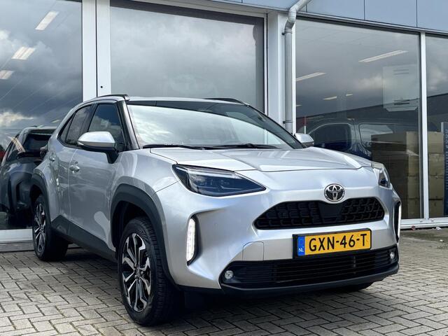 Toyota YARIS Cross 1.5 Hybrid 115 First Edition Comfort Pack | Stoel + stuur + voorruit verwarmd | Apple Carplay/Android auto | All Season banden | Camera | Toyota garantie tot 2034!