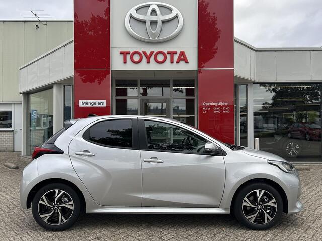 Toyota YARIS 1.5 Hybrid 115 Dynamic | Comfort pack | Blindspot | Sensoren