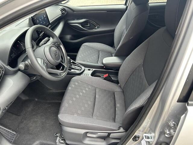 Toyota YARIS 1.5 Hybrid 115 Dynamic | Comfort pack | Blindspot | Sensoren