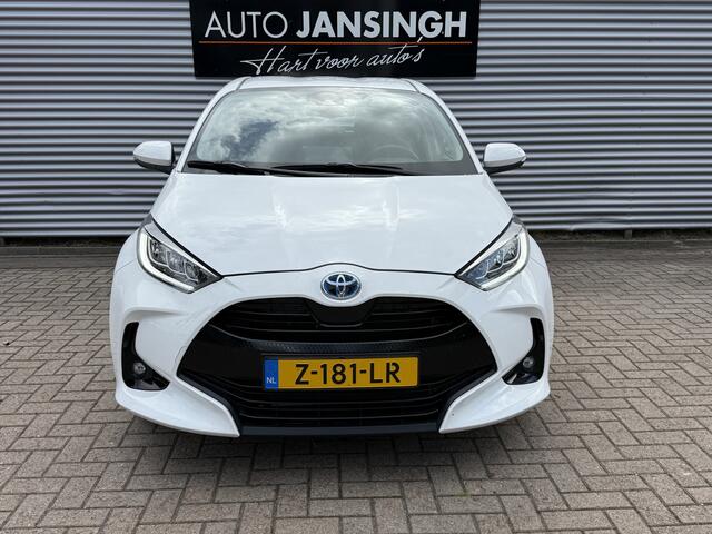 Toyota YARIS 1.5 Hybrid Dynamic 19.530KM!! | Automaat | Camera | Stoelverwarming | Navi | Clima | LM Velgen RIJKLAARPRIJS INCL 12 MAANDEN GARANTIE EN BEURT