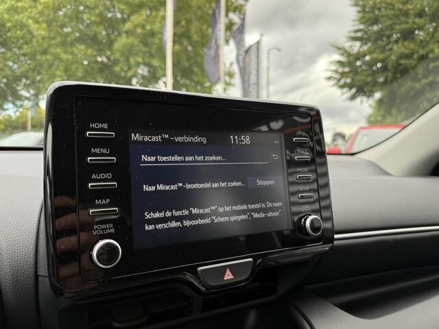 Toyota YARIS 1.5 Hybrid Dynamic 19.530KM!! | Automaat | Camera | Stoelverwarming | Navi | Clima | LM Velgen RIJKLAARPRIJS INCL 12 MAANDEN GARANTIE EN BEURT