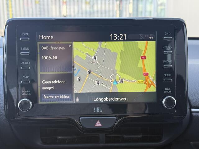 Toyota YARIS 1.5 Hybrid Executive **DODEHOEK DETECTIE/ HEAD-UP DISLPAY/ KEYLESS/ JBL AUDIO/ 36 MAANDEN GARANTIE**