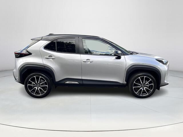 Toyota YARIS Cross 1.5 Hybrid GR Sport | Navigatiesysteem | Stoel- en stuurwielverwarming | PDC