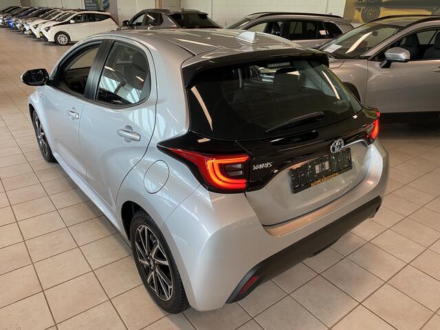 Toyota YARIS 1.5 Hybrid 115 Dynamic Edition