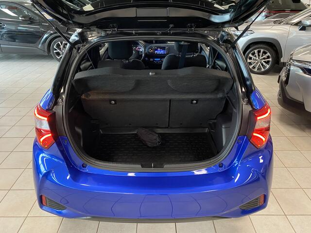 Toyota YARIS 1.5 Hybrid Bi-Tone Edition