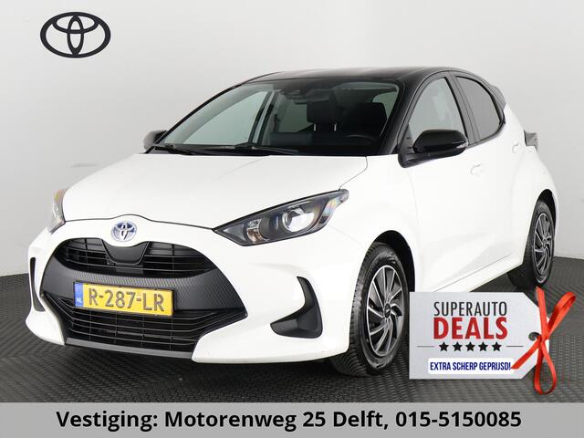 Toyota YARIS 1.5 HYB 1e EIG GARANTIE TOT 11-2032* BLACK & WHITE BIJNA 2023. CLOUD NAVI.CLIMA.CRUISE