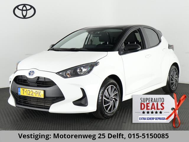 Toyota YARIS 1.5 HYBRID AUTOMAAT BLACK & WHITE GARANTIE 8-2033 NAVIGATIE.CLIMA.CRUISE
