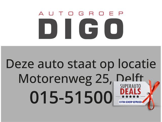 Toyota YARIS 1.5 HYBRID AUTOMAAT BLACK & WHITE GARANTIE 8-2033 NAVIGATIE.CLIMA.CRUISE