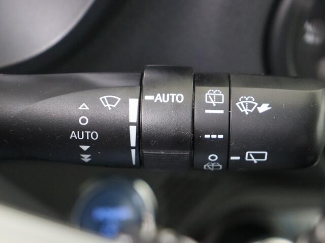 Toyota YARIS 1.5 Hybrid GR-Sport I Climate Control I Cruise Control I Camera I Zwart Dak I Dakspoiler I Dealer Onderhouden I