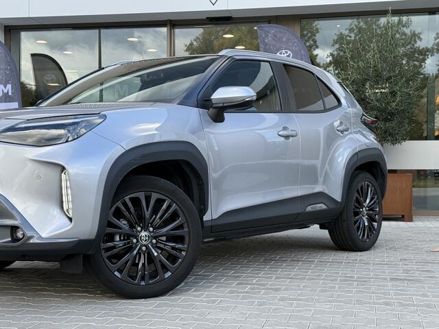 Toyota YARIS 1.5 Hybrid Adventure | Headup | Panodak | Trekhaak (32000km!!)