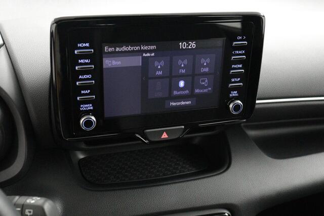 Toyota YARIS 1.5 Hybrid 115 First Edition | Apple Carplay/Android Auto | keyless entry |