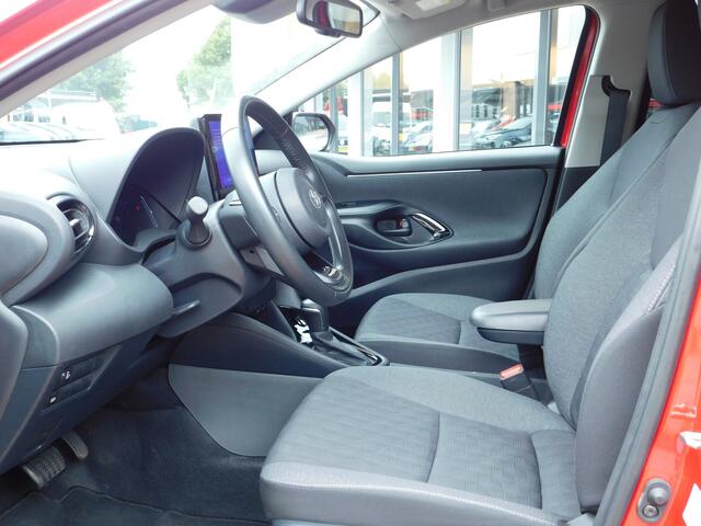 Toyota YARIS 1.5 Hybrid 115 First Edition